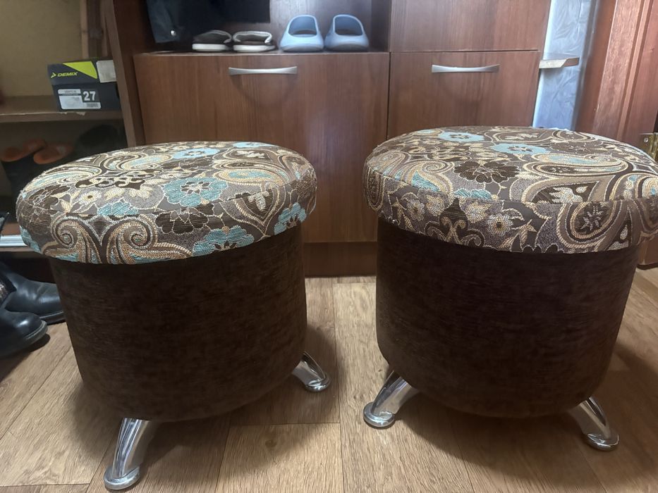 Продается пуфики