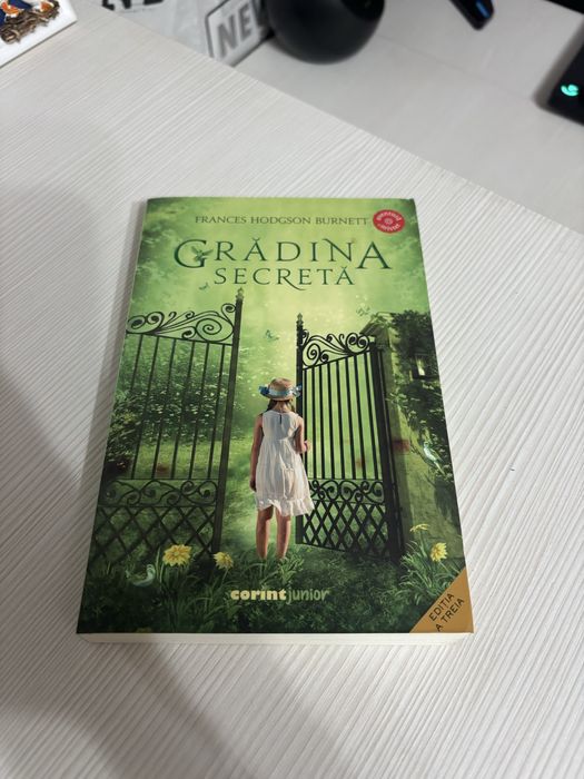Carte Gradina secreta