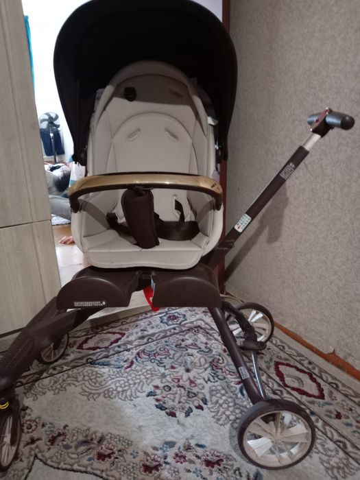 Продам коляску срочно