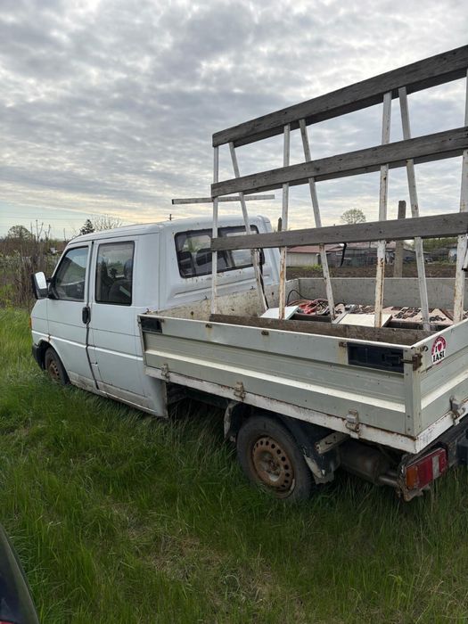 Vând VW Transporter (T4) – Autoutilitară N1 cu Suprastructură Deschisă și Stelaj