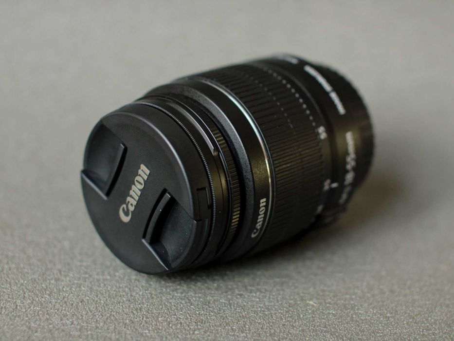 Фотоапарат Canon EOS 2000D+oбектив+ #usbcharger + #batterypack #dslr