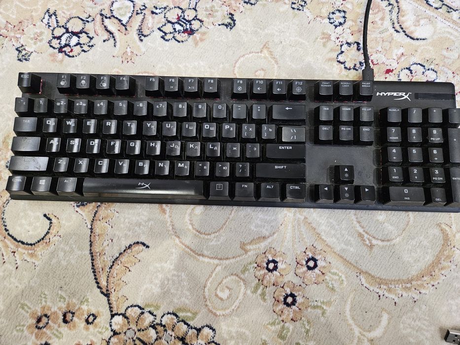 Продам клавиатуру HyperX Alloy FPS