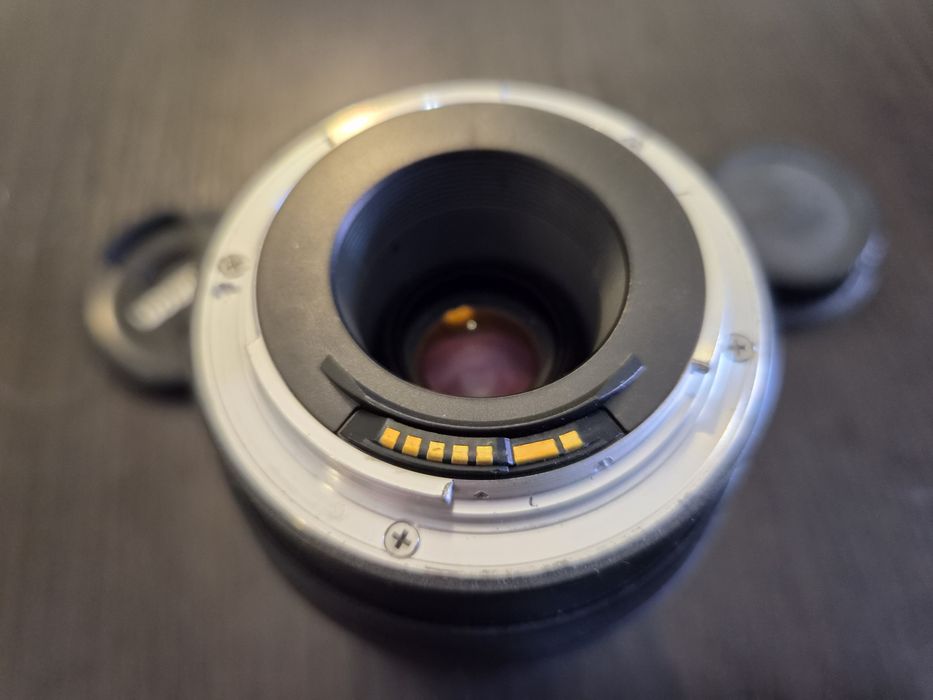 Obiectiv Tamron AF 75-300mm f/4-5.6 LD pentru Canon