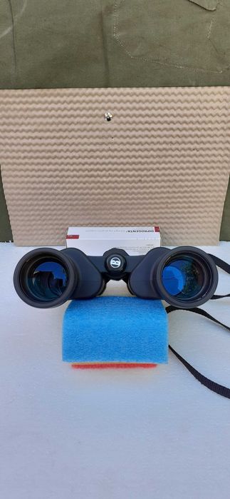 Binoclu Bushnell 10x42 WP