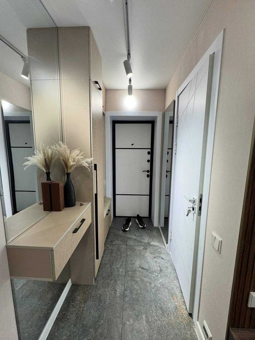 ПРОДАЖА: 2-к перепланированная в 3-к | Метро Новза