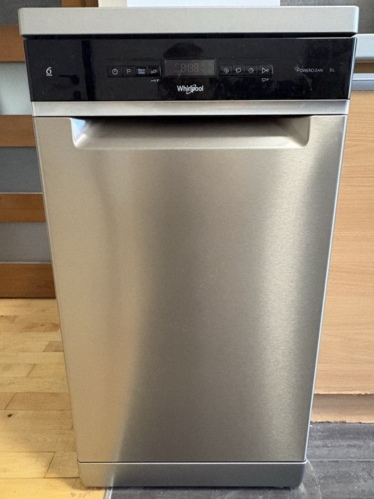 Masina de spalat vase Whirlpool slim