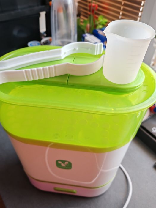 Стерилизатор за бебешки съдове