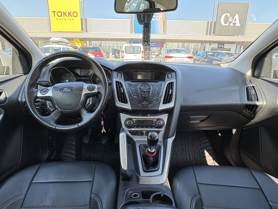 Ford Focus 2012 1.6 TDCi 115 CP