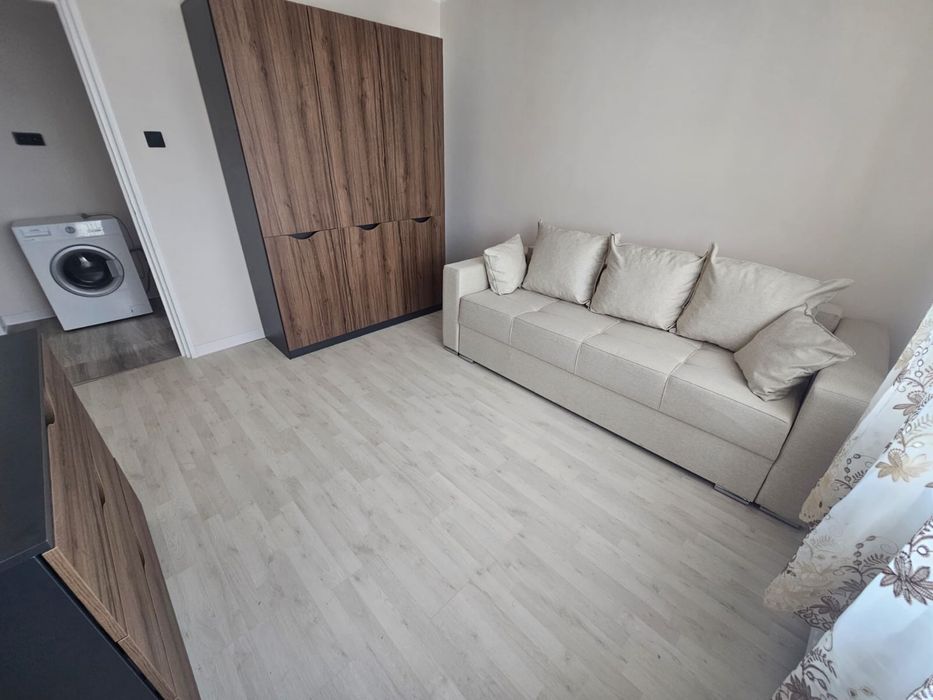 Inchiriez apartament 3 camere