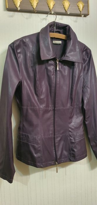 Куртка , пиджак из эко кожи .