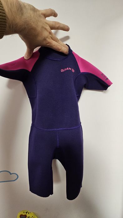 Неопрен 4 години за плуване във вода над 21 градуса