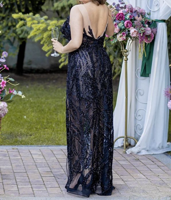 Бална черна дантелена рокля