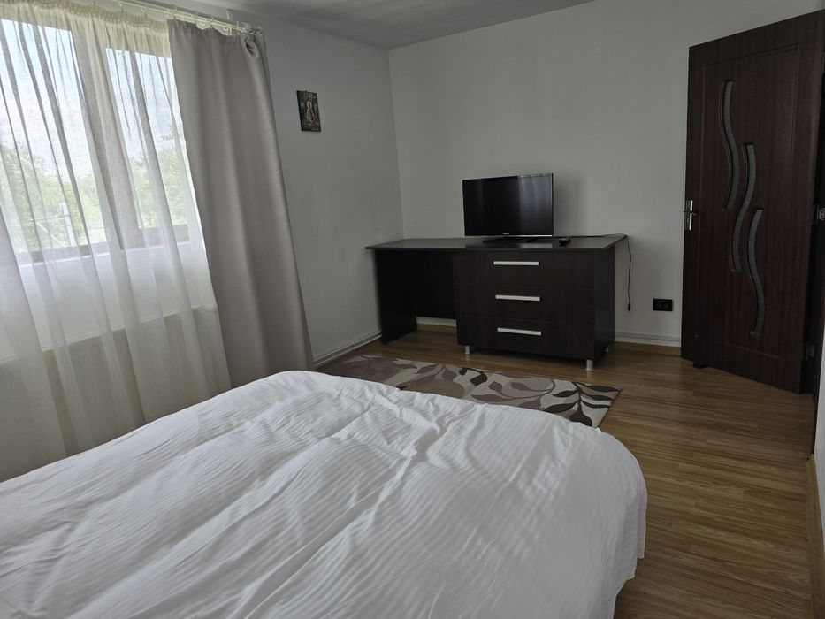 Cazare / apartament la etaj în vila