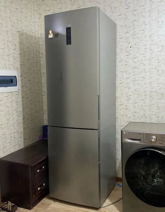 Продам холодильник. И