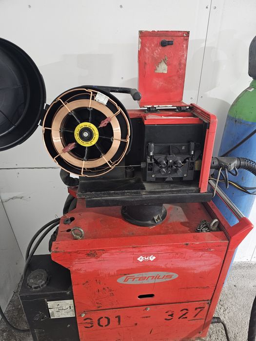 Aparat de sudura MIG MAG FRONIUS VarioSynergic 5000, derulator VR3000