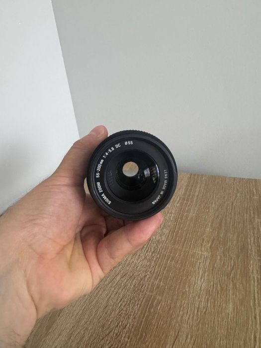 Sigma DC 55-200 обектив за Canon