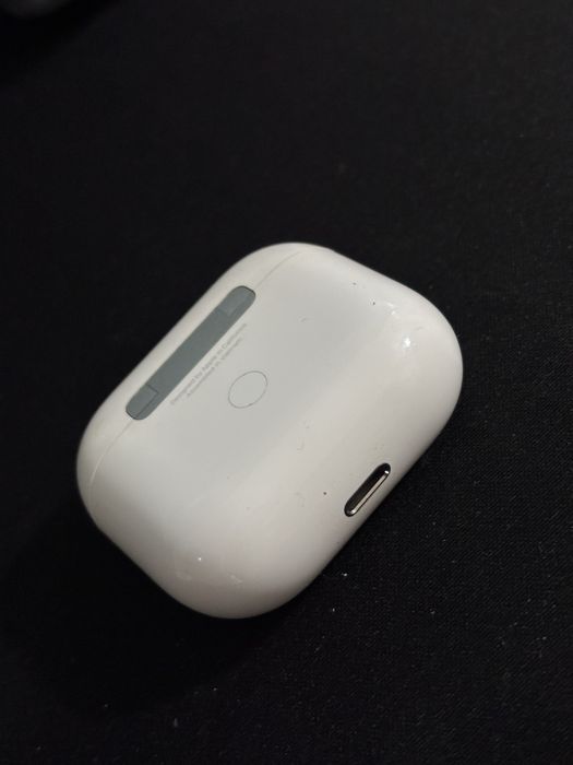 Продам Airpods 3