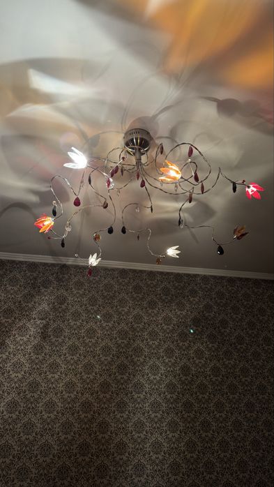 Люстра в спальню