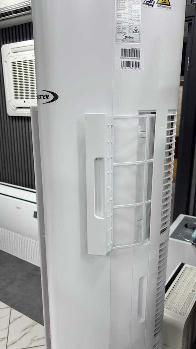 Колонный кондиционер FST 24000 btu inverter  Midea