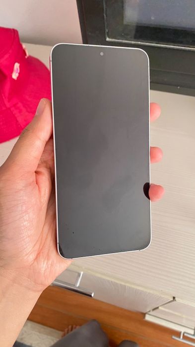 Samsung s25 почти новый