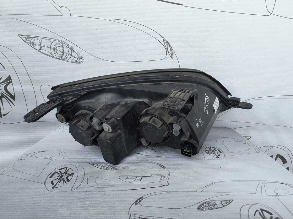 Far Stanga Uk Halogen Opel Antara 2015 / 2006-2016 Cod OEM 96699881 (5C2)