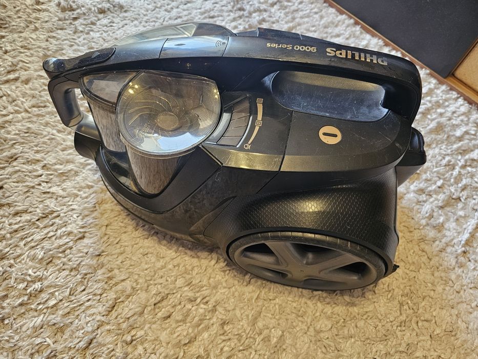 Прахосмукачка Philips XB9154