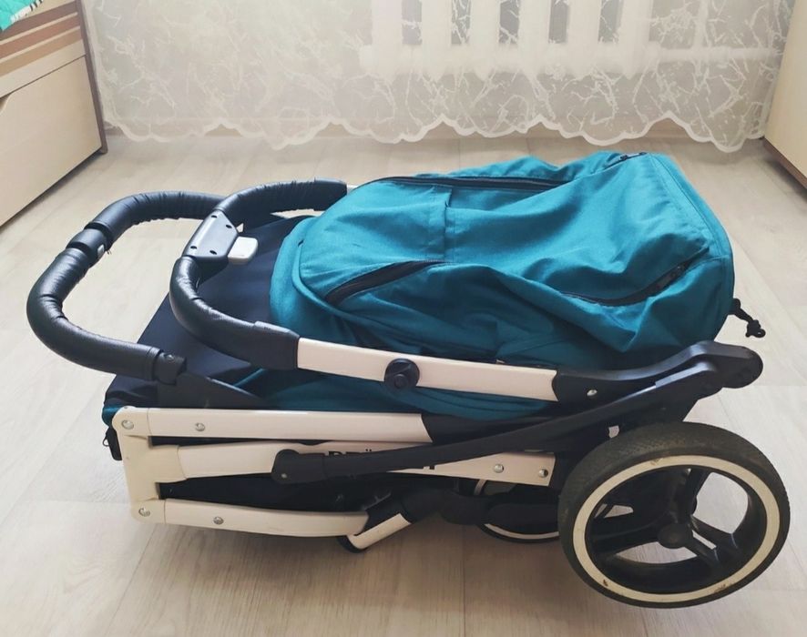 Детская коляска .