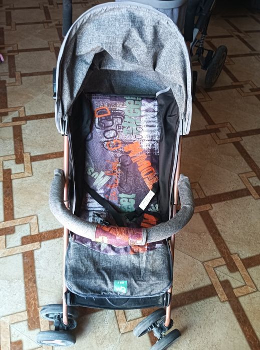 Продается коляска.