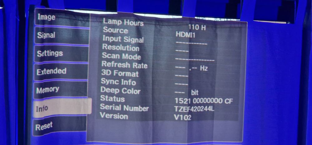 EPSON EH-TW9200 проектор.