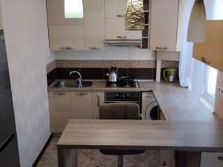 Дава се под наем Едностаен апартамент в София, Банишора - 49 кв.м за 325 € - Снимка #2