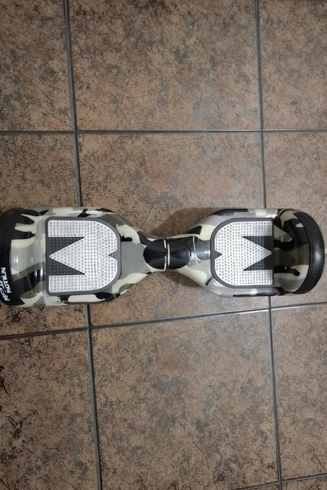 Hoverboard, Mega Motion