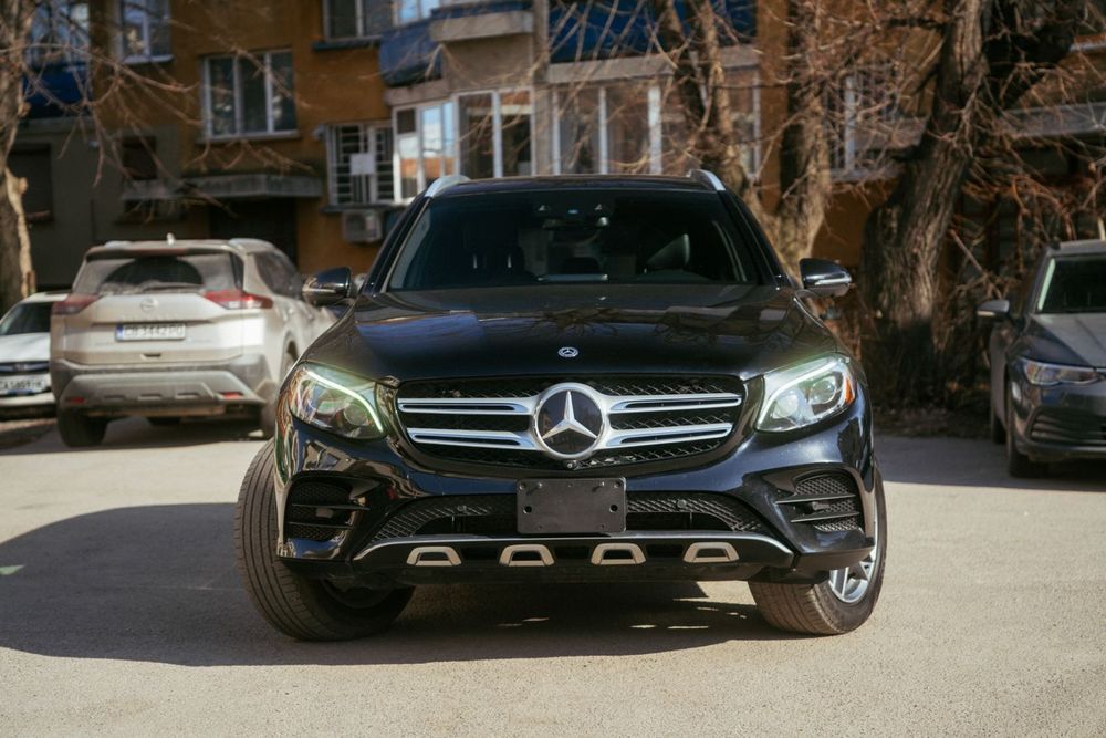 Mercedes GLC 300, AMG пакет