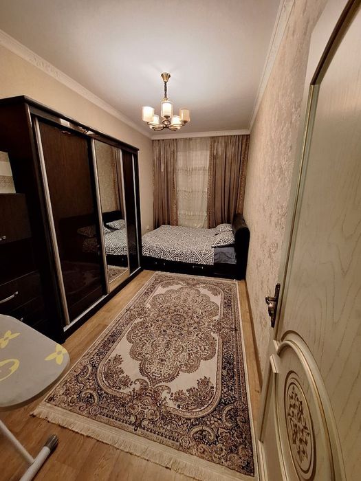 Oybek Toshkent metro yaqinida kvartira bor oilaga talabalarga