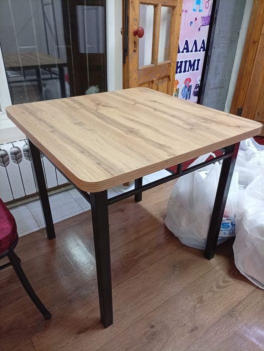 Кухонный стол стульчик