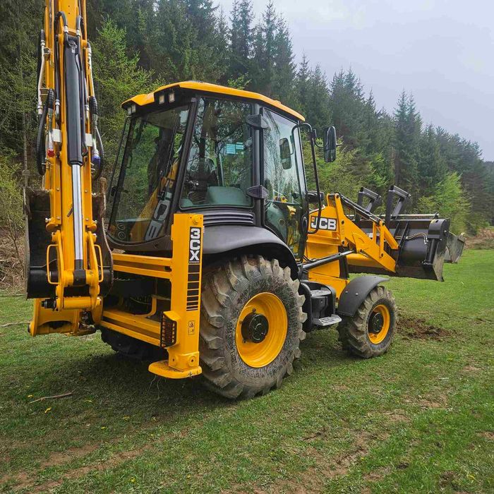 Услуги с комбиниран багер – София