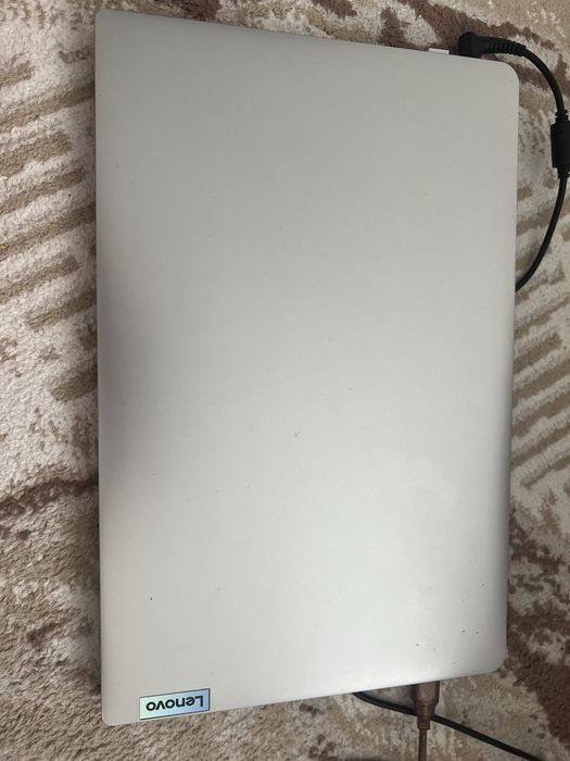 Продаю ноутбук Lenovo