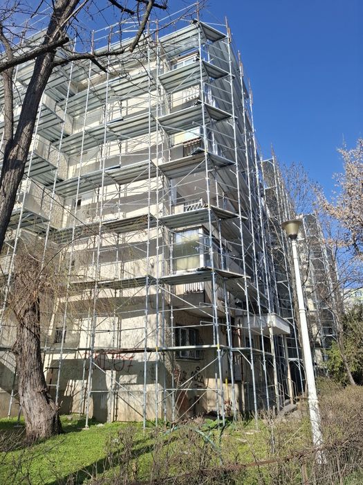 Închiriez schela și popii metalicii ofer transport și montaj