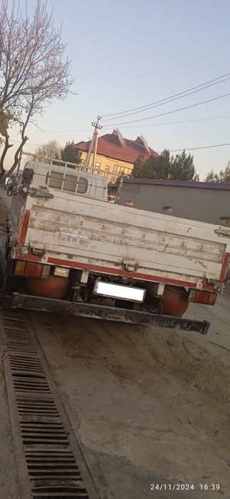 Zavoditiskoy Isuzu bartavoy sotiladi