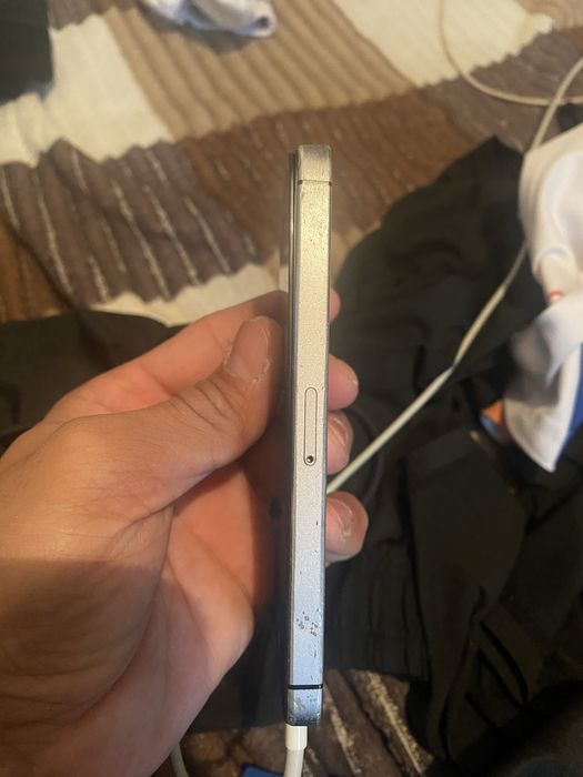 Продам айфон 5s
