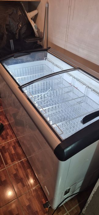 Морозильник с подсветкой