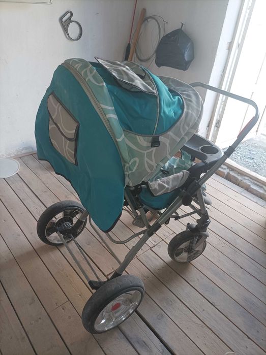 Kishkene balalalar ushin kalyaska satiladi