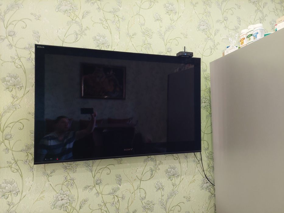 Продам телевизор SONY