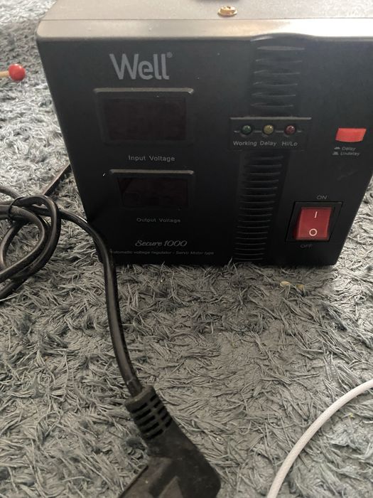 Stabilizator automat de tensiune Well Secure 1000