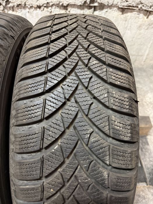 195/65/15 Semperit 2бр дот22