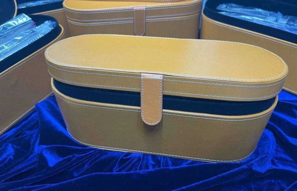 Dyson оригинал продам