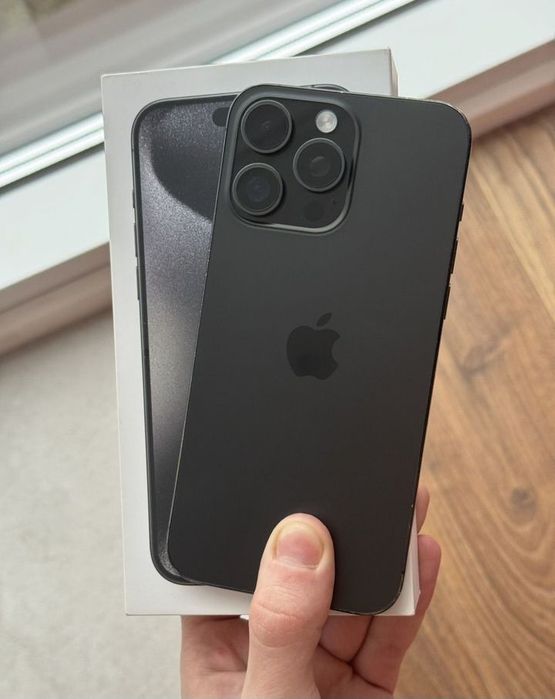 Продам Iphone 15 Pro Max 256gb