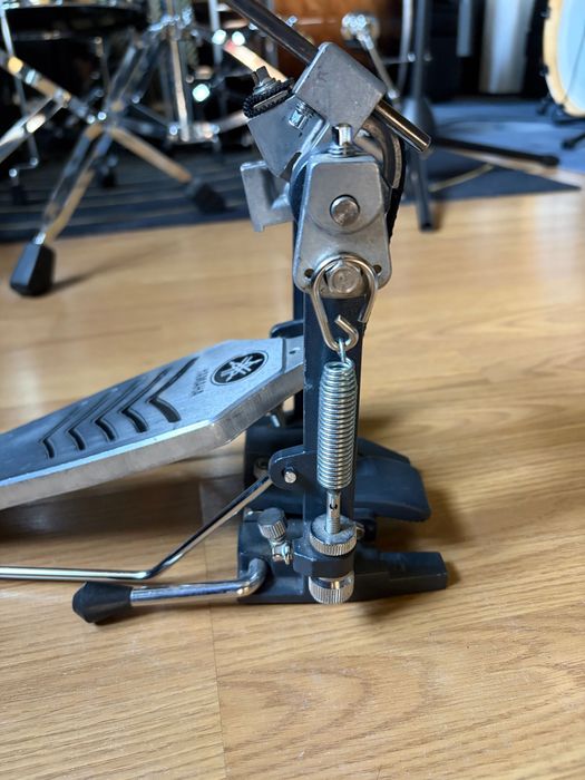 Pedala simpla Yamaha FP-710