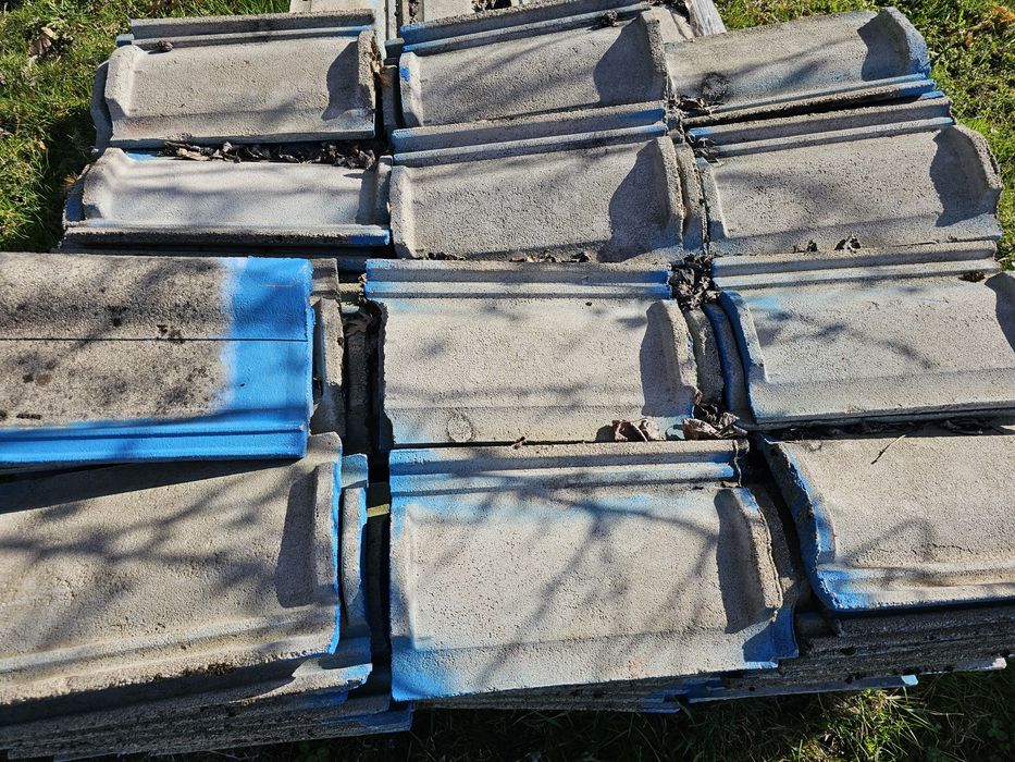 Vând Tigla de Beton model Macon folosita în stare perfecta