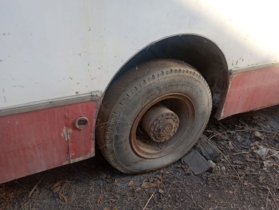 Автобус Лаз Олди ва орка мост