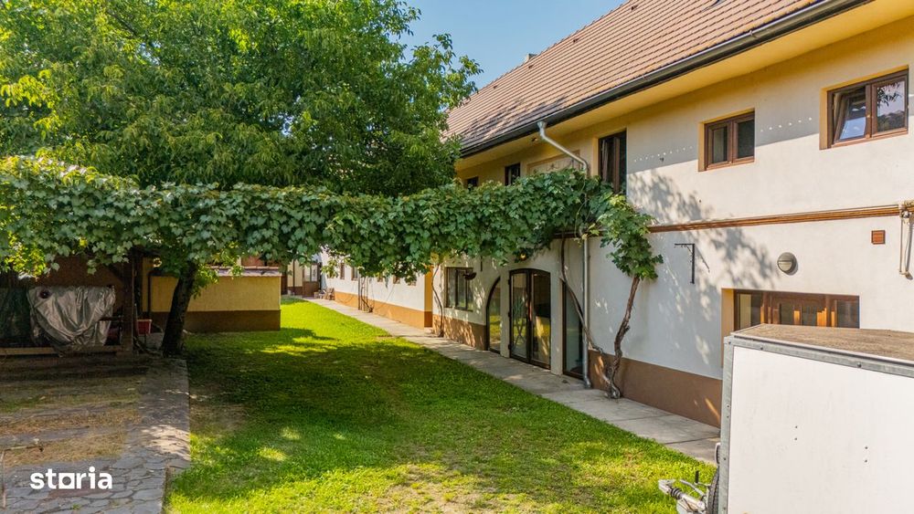 Casa saseasca, 2500 mp teren, 2 fronturi stradale – Cristian – 0%